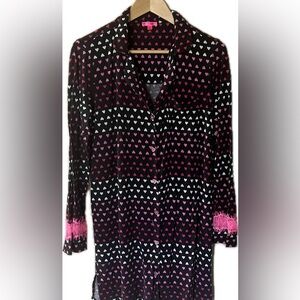 Woman’s Betsey Johnson black shirt with white and pink hearts pink lace size M